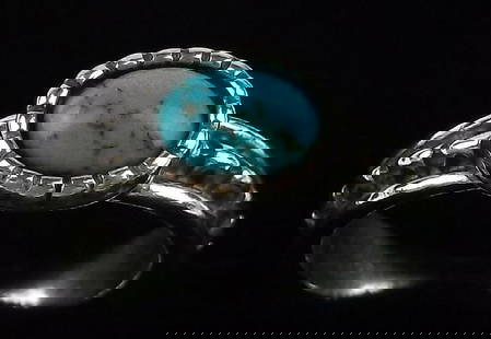 New Thick Carolyn Pollack Sterling Silver Turquoise Ring 6: Solid Sterling Silver Guaranteed, in Brand New Never Worn Condition.