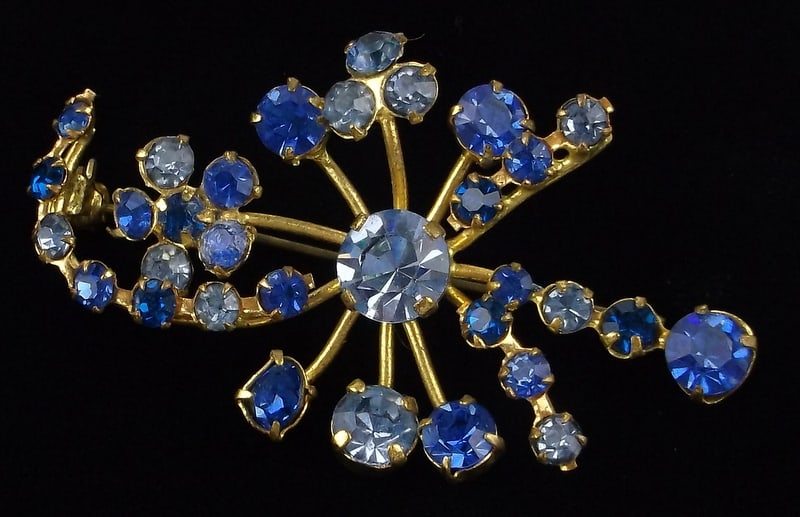 Stunning Antique 1940s Austria Crystal Brooch: excellent condition