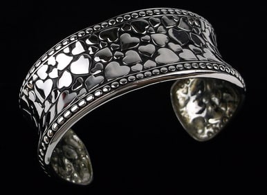 Big Mint Vint Heavy Sterling Silver Cuff Bracelet 7-8" Hearts