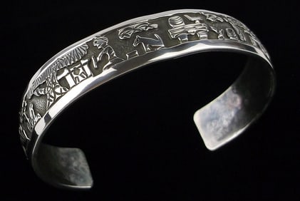 Mint Navajo Tommy Jackson Sterling Storyteller Cuff Bracelet 7.5"