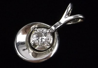 Mint 1960s 14kt White Gold .25ct Diamond Pendant