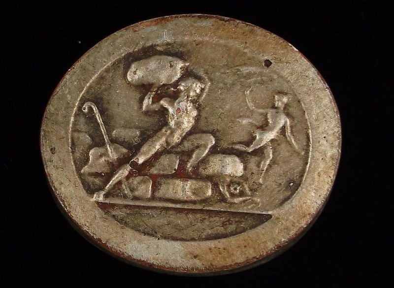 Stunning Antique 1800s Roman Intaglio Cameo Medallion: excellent condition