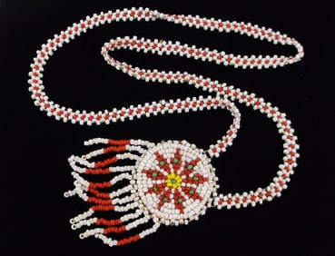 Gorgeous Vint 1960s Navajo Hand Beaded Necklace 24"