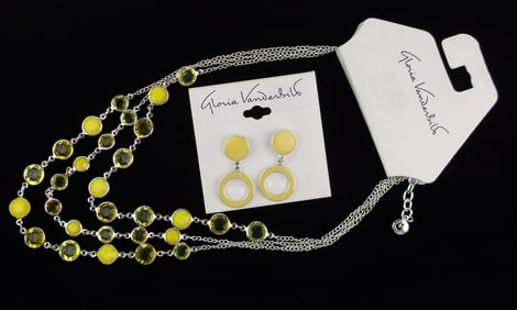 New Gloria Vanderbilt Necklace Earrings Set 20" $40