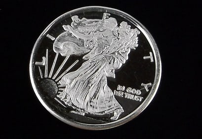 New Vint Walking Liberty .999 Fine Silver Coin
