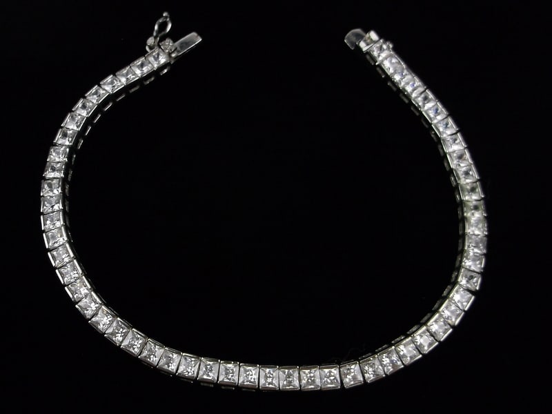 Mint Vintage White Stone Tennis Bracelet 7.5" (1 of 3)