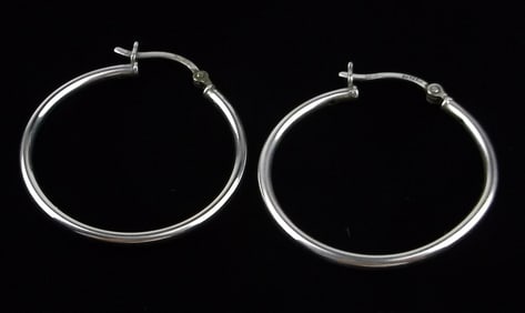 Mint Vintage Sterling Silver Hoop Earrings