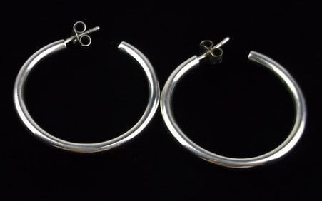 Mint Solid Vintage Sterling Silver Hoop Earrings