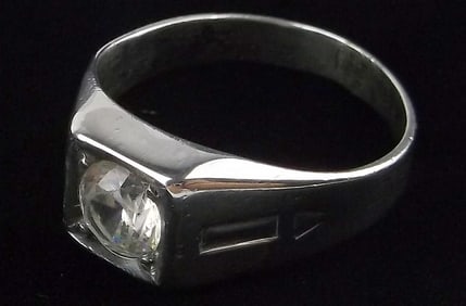 Stunning Antique 1950s Sterling Silver .75ct Topaz Ring 8.5