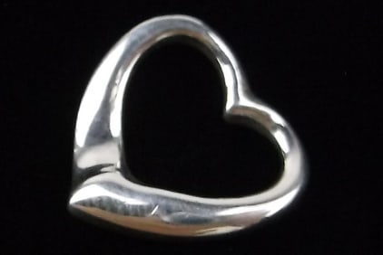 Mint Vintage Sterling Silver Heart Pendant Small