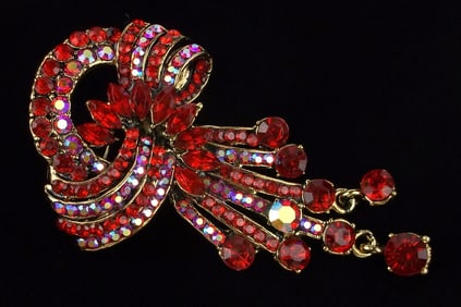 Big Mint Vintage Ruby Red Rhinestone Brooch