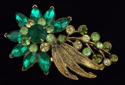 Big Mint Vintage 1960s Rhinestone Brooch
