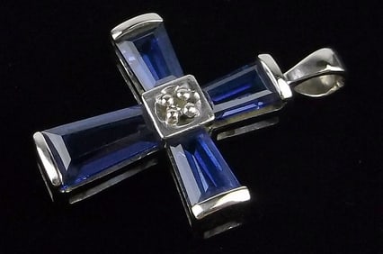 Mint 10kt White Gold Diamond Sapphire Cross Pendant 2.25g