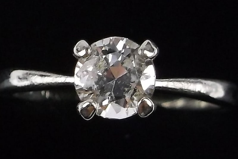 Stunning Vint Avon Sterling Silver Engagement Ring 8 (1 of 2)