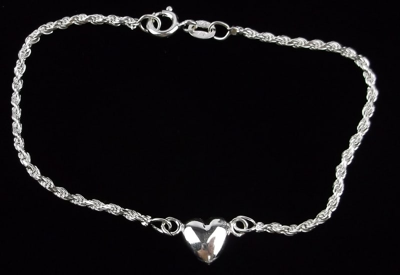 New Vint Italian Sterling Silver Rope Chain Bracelet 7" Heart: Solid Sterling Silver Guaranteed, in Brand New Never Worn Condition.