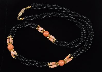 Mint Vintage 1960s Pink Black Coral Necklace 18"