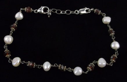 Mint Vintage Sterling Silver Garnet Pearl Bracelet 9"