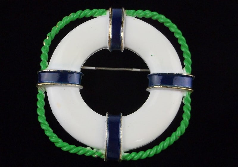 Mint Vintage 1960s Nautical Yacht Club Brooch (1 of 3)