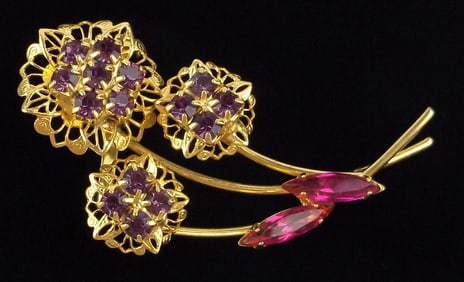 Mint Vintage 1960s Rhinestone Flower Brooch Juliana?