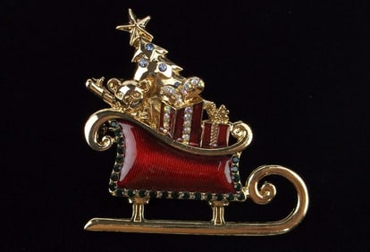 New Boxed Monet Enameled Rhinestone Christmas Brooch
