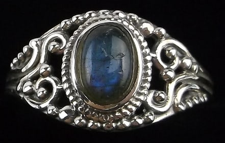 New Bali Sterling Silver Labradorite Ring 7.5