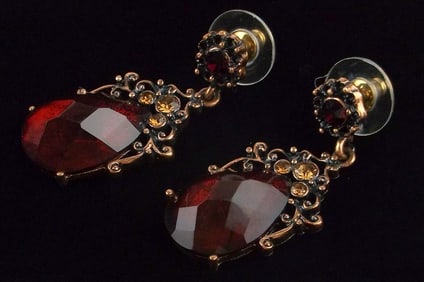 New Vintage 1928 Brand Rhinestone Drop Earrings