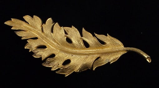 Mint Vintage 1961 Coro Craft Brooch