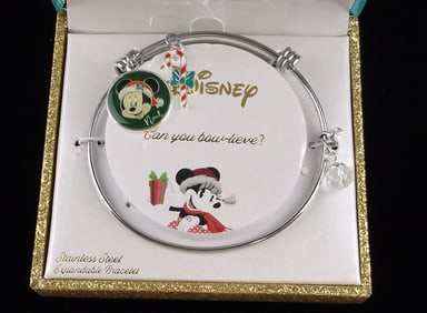 New Boxed Disney Minnie Mouse Christmas Bracelet