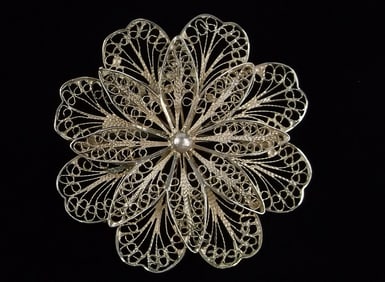 Mint Vintage 1950s Sterling Silver Filigree Brooch
