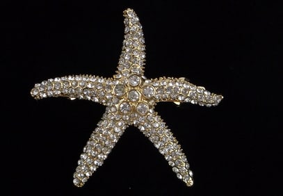 New Boxed Monet Rhinestone Starfish Hair Clip