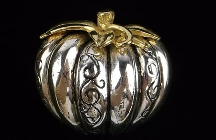 Stunning Vintage Pumpkin Halloween Brooch