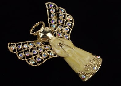 New Boxed Monet Enameled Rhinestone Angel Christmas Brooch