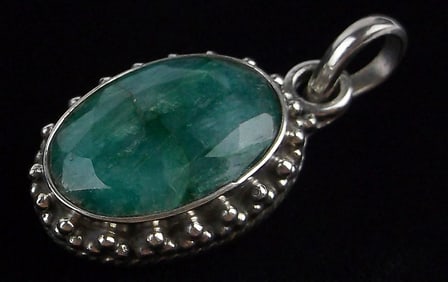 New Bali Sterling Silver 5ct Emerald Pendant