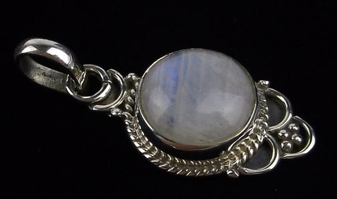New Bali Sterling Silver Moonstone Pendant