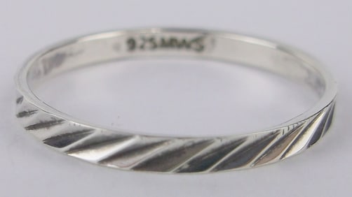 New Vintage Sterling Silver Diamond Cut Band Ring 8