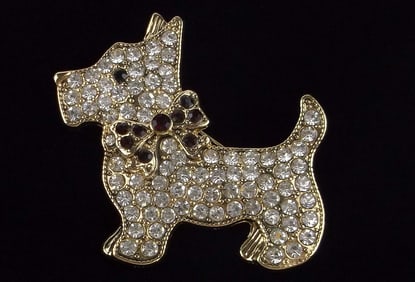 New Boxed Monet Rhinestone Christmas Dog Brooch