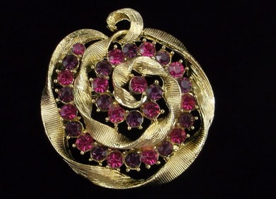 New Vintage 1960s Rhinestone Brooch