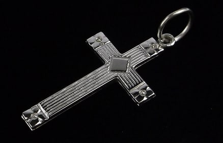 New Vintage 1960s Theda Sterling Silver Cross Pendant