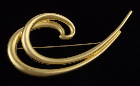 Mint Vintage Golden Wave Brooch