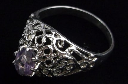 Mint Vintage Sterling Silver Amethyst Ring 6