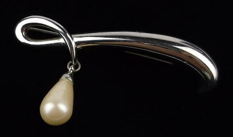Mint Vintage Monet Faux Pearl Drop Brooch