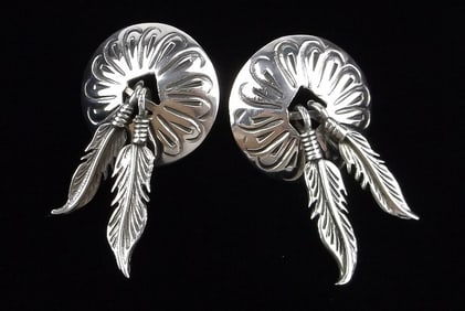 Mint Vint 1960s Navajo Sterling Silver Concho Feather Earrings