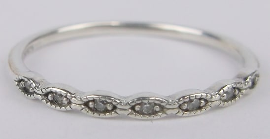 Mint Sterling Silver 7 Stone Ring 8