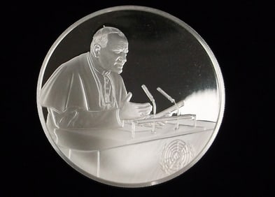 Big Mint 1979 Sterling Silver Pope John Paul II Coin
