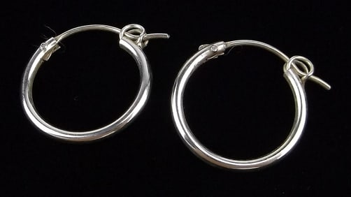 Mint Vintage Sterling Silver Hug Tight Hoop Earrings