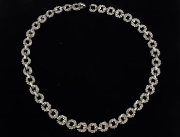 Mint Antique 1950s Crown Trifari Necklace 15"