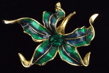 Mint Vintage Enameled Rhinestone Flower Brooch