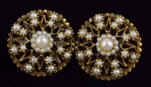 Mint Vintage 1960s ART Faux Pearl Star Earrings
