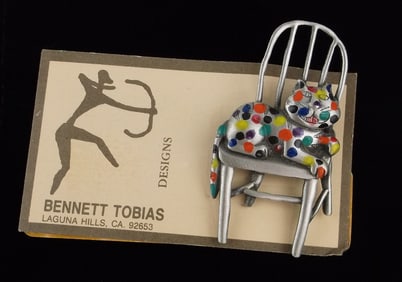 New Vintage On Card Enameled Cat In Chair Brooch