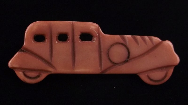Stunning Antique 1940s Bakelite Classic Car Brooch: excellent condition